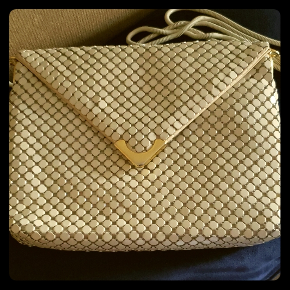 La Regale Evening urse